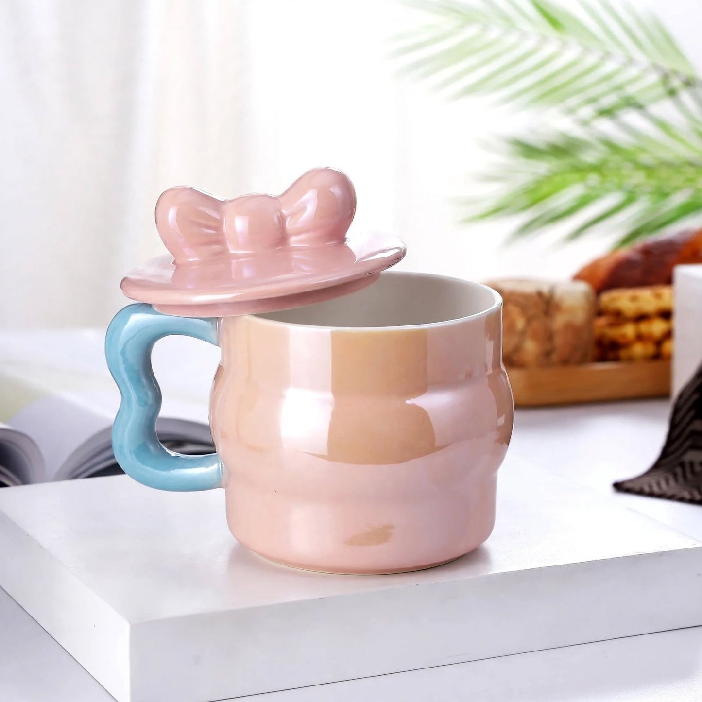 Cute Pastel Pink Ceramic Mug with Bow Lid – 380ml Pearlescent Iridescent Coffee and Tea Cup with Blue Heart Handle