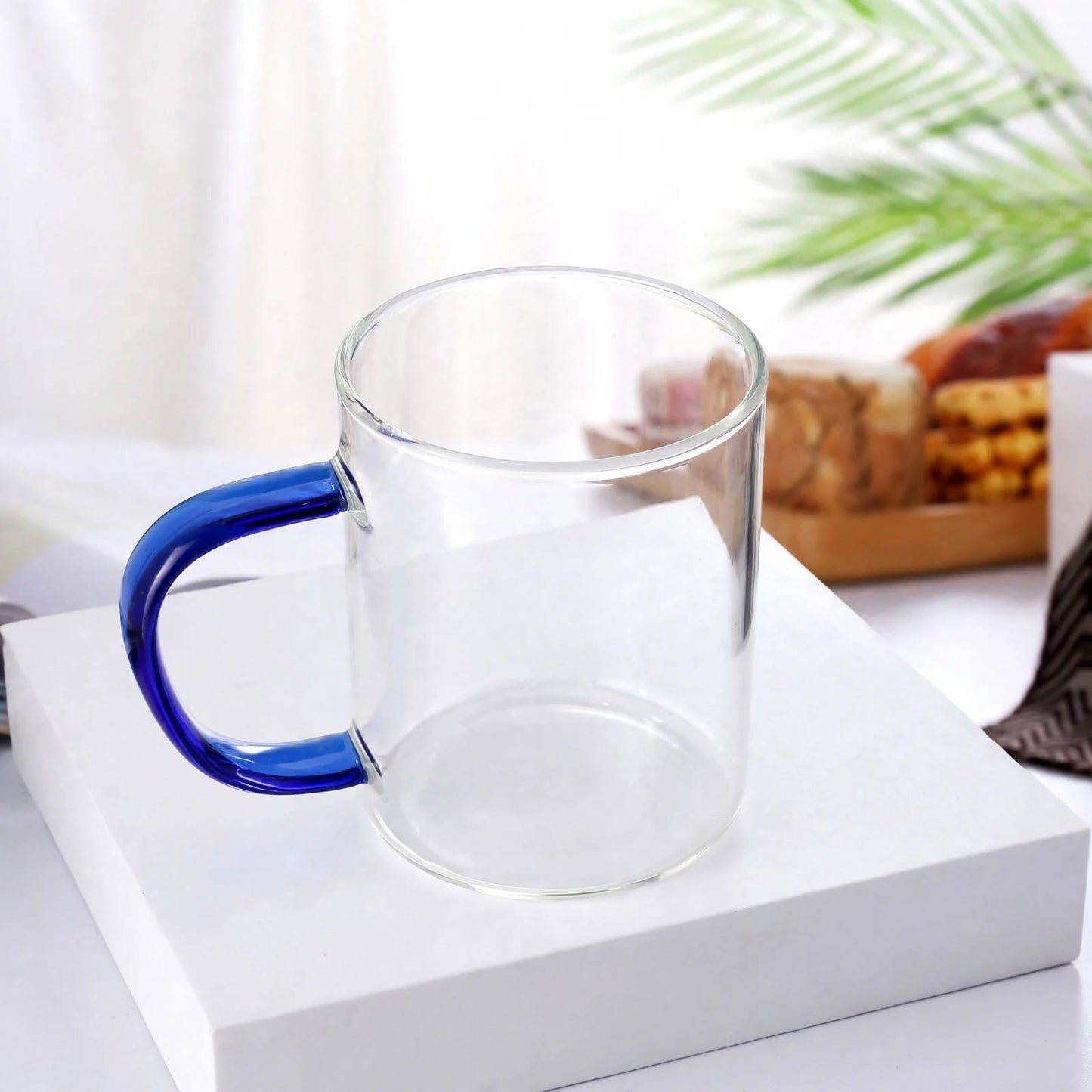 Minimalist Clear Borosilicate Glass Mug – 400ml Heat-Resistant Coffee and Tea Cup with Cobalt Blue Handle