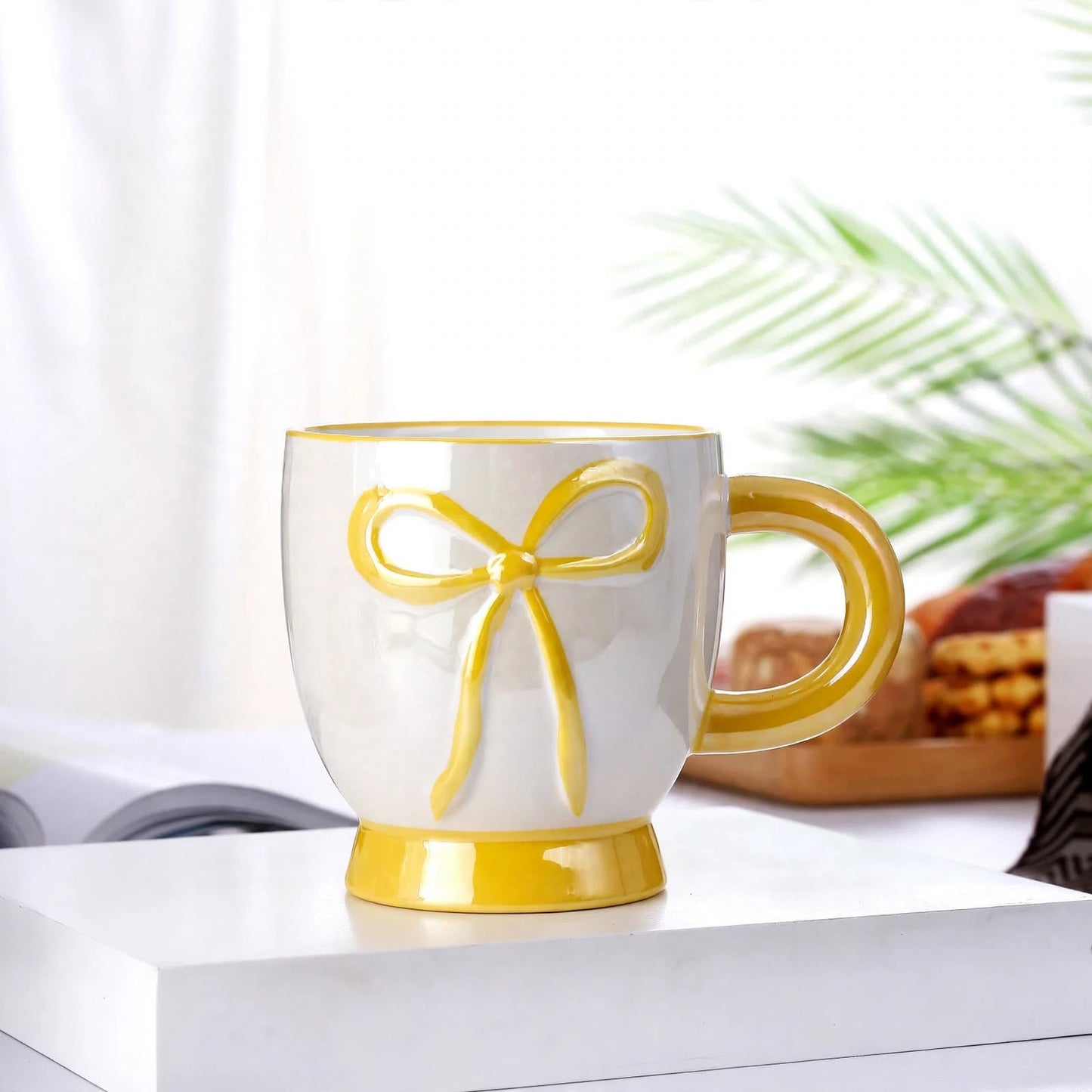 Cute 3D Ribbon Bow Ceramic Mug – 400ml Pearlescent Yellow Pedestal Coffee Cup with Pearl Luster Glaze
