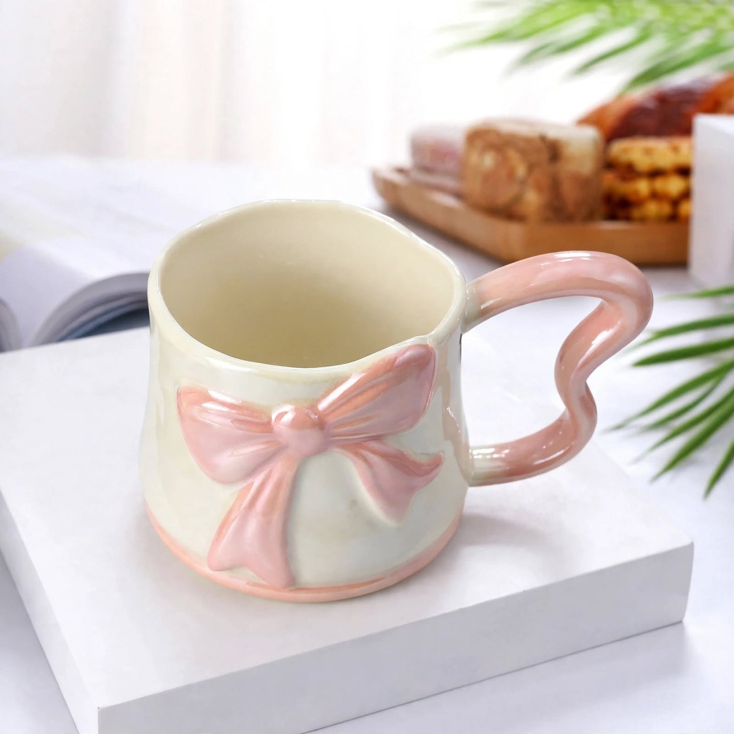 Cute 3D Ribbon Bow Ceramic Mug – 350ml Pearlescent Pink Coffee Cup with Heart-Shaped Handle